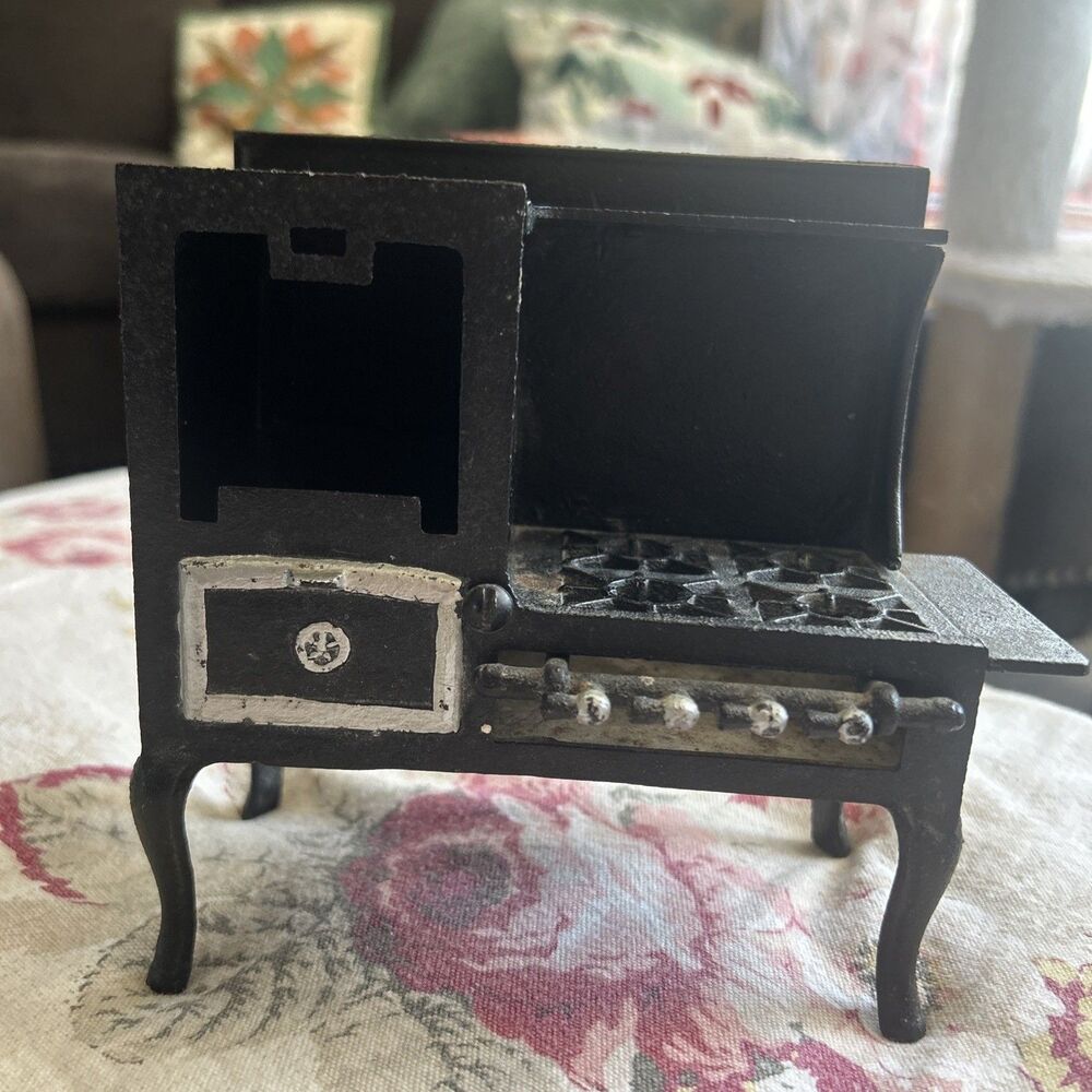 Antique Blue Bird Gas Stove Cast Iron 6.5" X 5.5" X 3" Missing Door For parts?